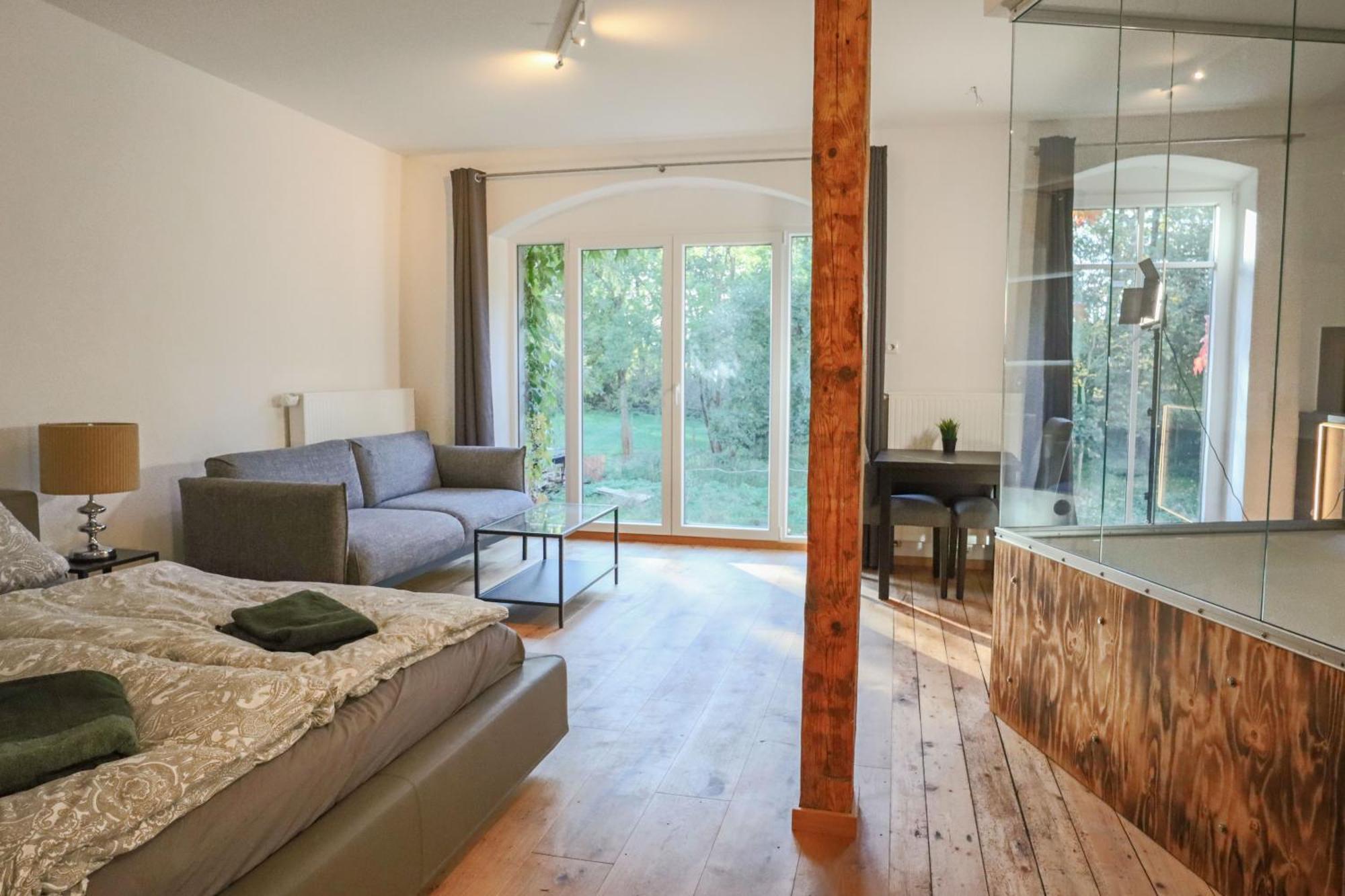 Loft Apartment Mit Grosser Badewanne A Mugeln Exterior foto